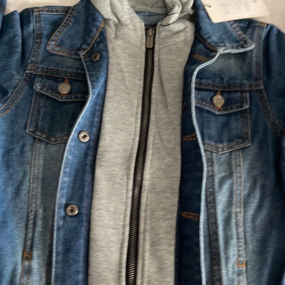 Jeans jacket - Picture 3 of 5